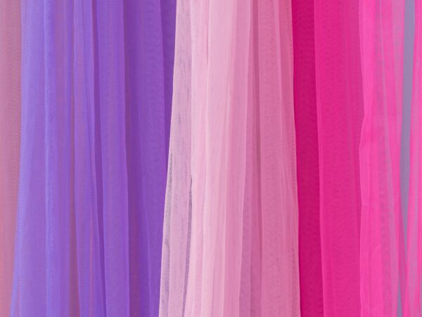 Por que o Tule Ilusion é um dos tecidos mais escolhidos pelos estilistas?