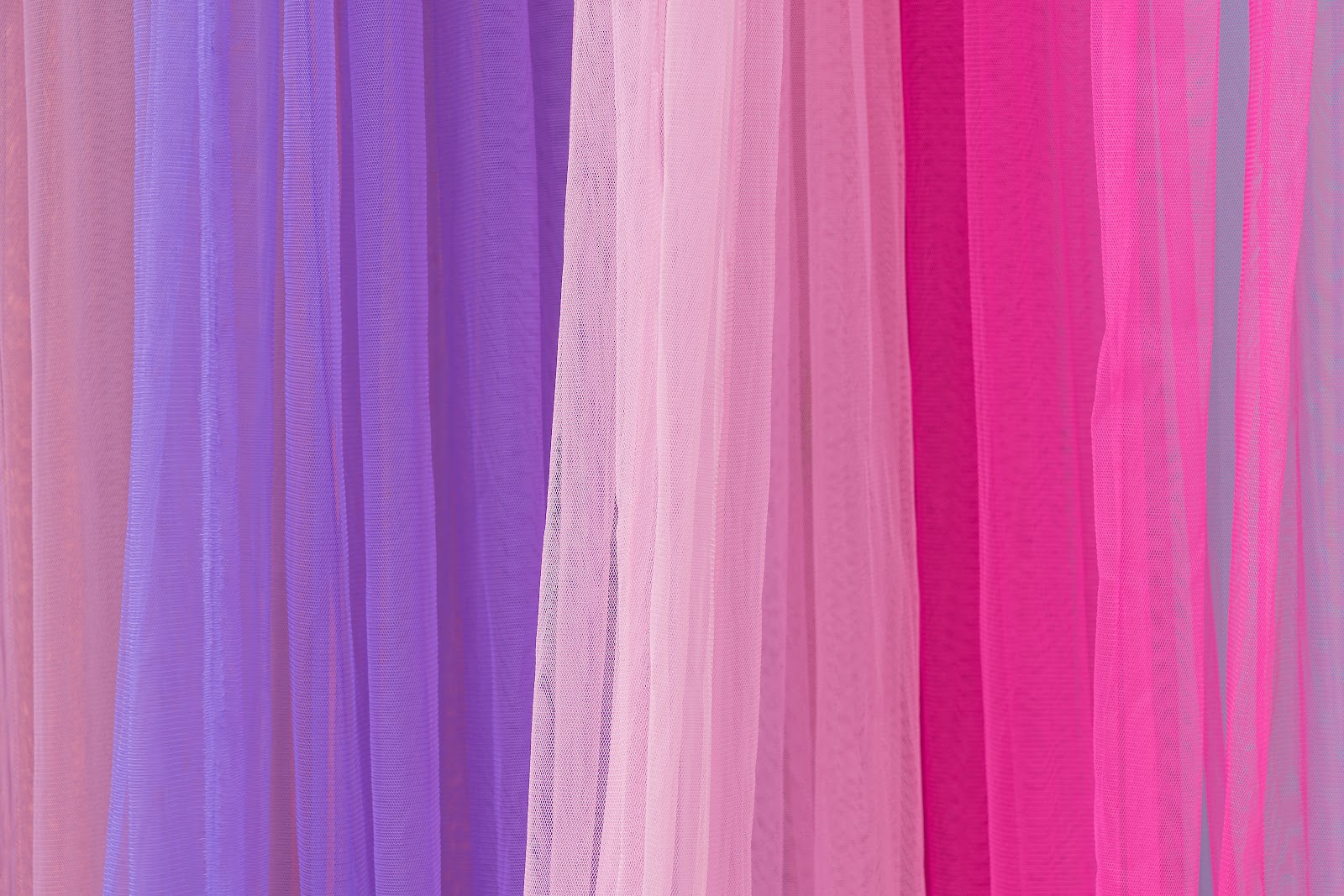 Por que o Tule Ilusion é um dos tecidos mais escolhidos pelos estilistas?